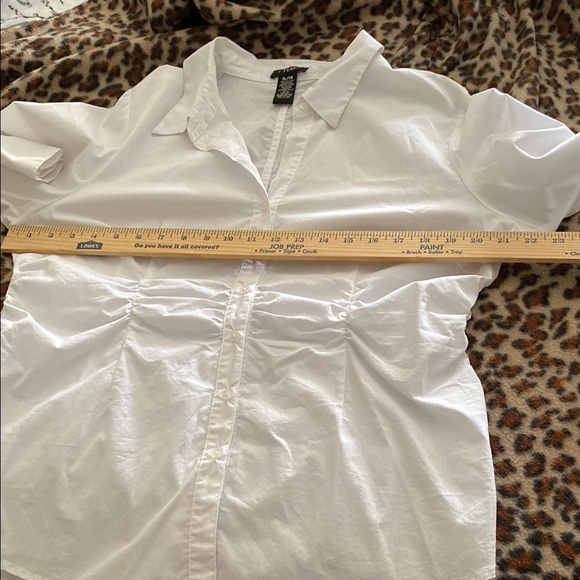 White Button-Up Blouse - Picture 8 of 10